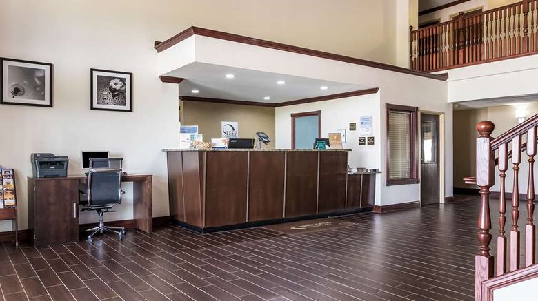 <b>Sleep Inn Lobby</b>. Images powered by <a href="https://iceportal.shijigroup.com/" title="IcePortal" target="_blank">IcePortal</a>.