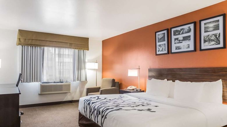 <b>Sleep Inn Room</b>. Images powered by <a href="https://iceportal.shijigroup.com/" title="IcePortal" target="_blank">IcePortal</a>.