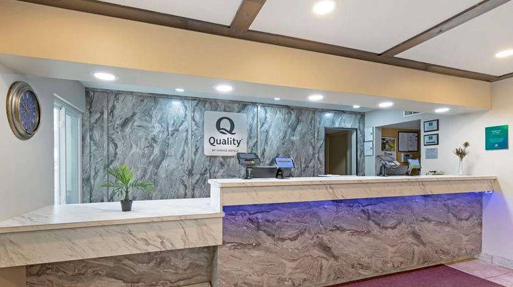 Quality Inn Lobby