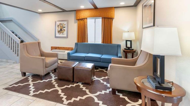 Quality Inn Lobby