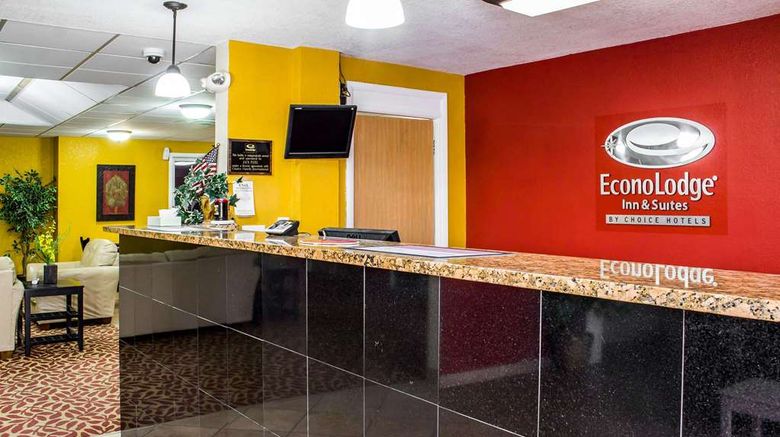<b>Econo Lodge Inn and Suites Walnut Lobby</b>. Images powered by <a href="https://iceportal.shijigroup.com/" title="IcePortal" target="_blank">IcePortal</a>.