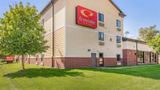 <b>Econo Lodge Inn & Suites Exterior</b>. Images powered by <a href="https://iceportal.shijigroup.com/" title="IcePortal" target="_blank">IcePortal</a>.