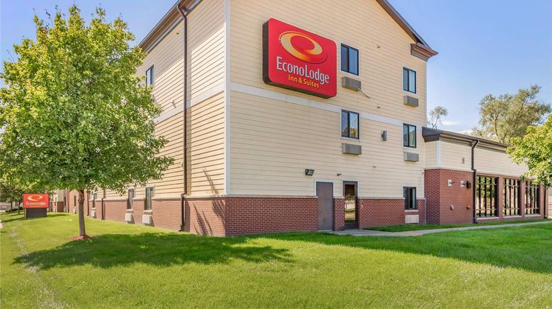 <b>Econo Lodge Inn & Suites Exterior</b>. Images powered by <a href="https://iceportal.shijigroup.com/" title="IcePortal" target="_blank">IcePortal</a>.