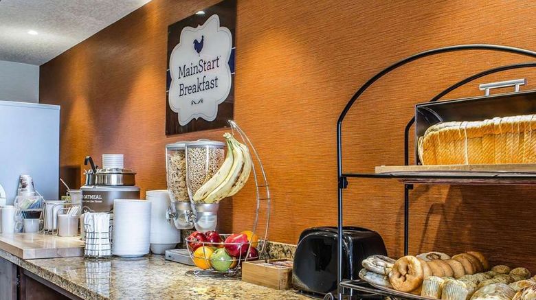 <b>MainStay Suites Coralville Restaurant</b>. Images powered by <a href="https://iceportal.shijigroup.com/" title="IcePortal" target="_blank">IcePortal</a>.