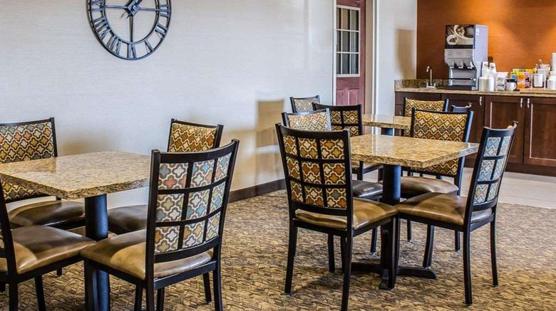 <b>MainStay Suites Coralville Restaurant</b>. Images powered by <a href="https://iceportal.shijigroup.com/" title="IcePortal" target="_blank">IcePortal</a>.