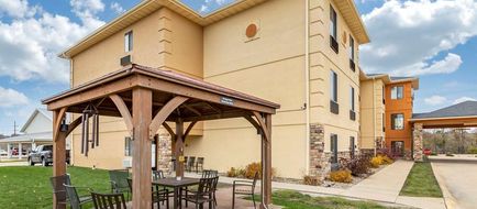 Comfort Inn & Suites Exterior