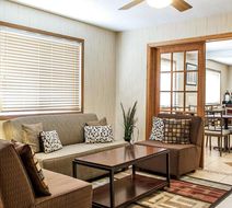 Quality Inn and Suites Lobby