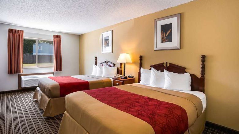<b>Rodeway Inn Cedar Rapids Room</b>. Images powered by <a href="https://iceportal.shijigroup.com/" title="IcePortal" target="_blank">IcePortal</a>.