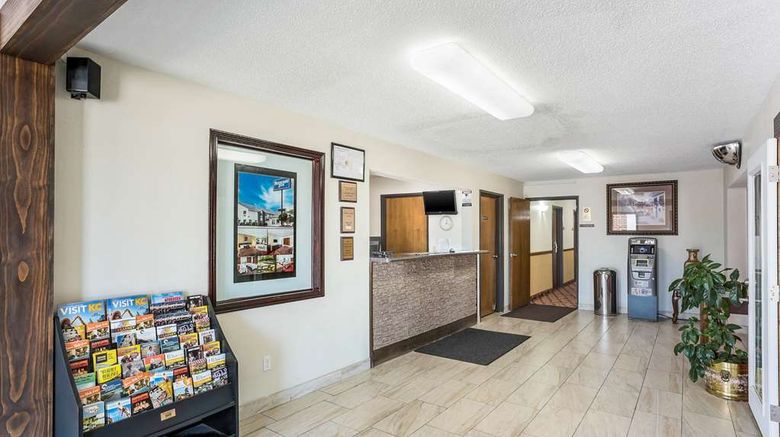 <b>Rodeway Inn Cedar Rapids Lobby</b>. Images powered by <a href="https://iceportal.shijigroup.com/" title="IcePortal" target="_blank">IcePortal</a>.