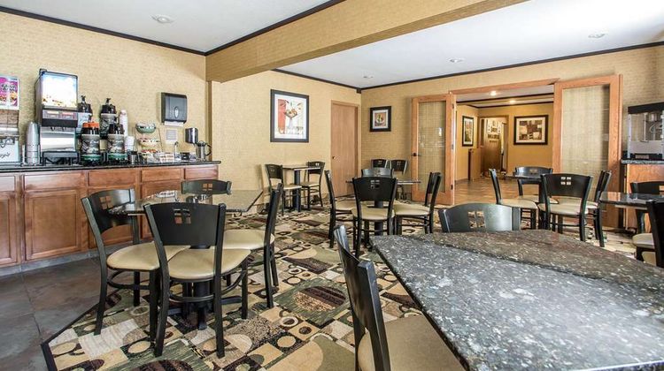 Quality Inn & Suites - Decorah Restaurant