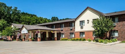 Quality Inn & Suites - Decorah Exterior