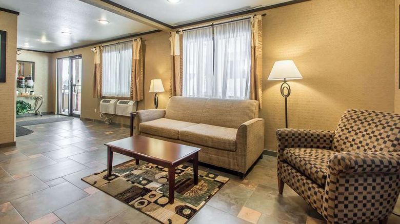 <b>Quality Inn & Suites - Decorah Lobby</b>. Images powered by <a href="https://iceportal.shijigroup.com/" title="IcePortal" target="_blank">IcePortal</a>.