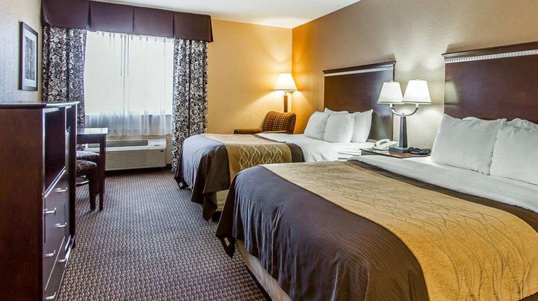 <b>Quality Inn & Suites - Mount Pleasant Room</b>. Images powered by <a href="https://iceportal.shijigroup.com/" title="IcePortal" target="_blank">IcePortal</a>.