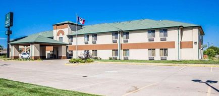 Quality Inn & Suites, Altoona Exterior
