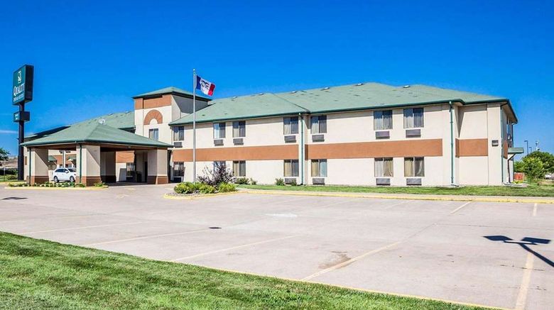 <b>Quality Inn & Suites, Altoona Exterior</b>. Images powered by <a href="https://iceportal.shijigroup.com/" title="IcePortal" target="_blank">IcePortal</a>.