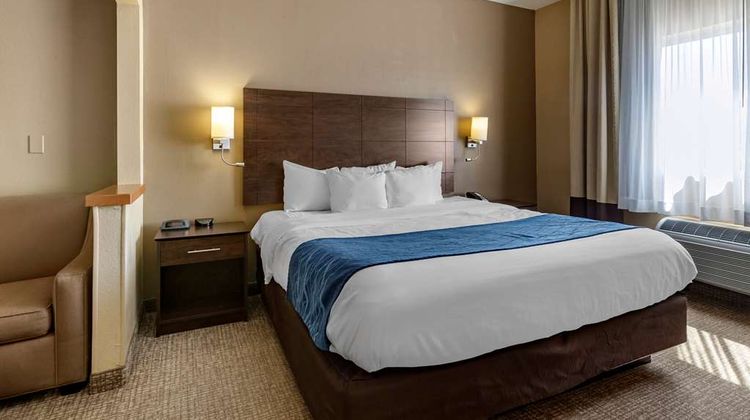 Comfort Inn & Suites Suite