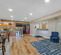 Quality Inn, Indianola Lobby