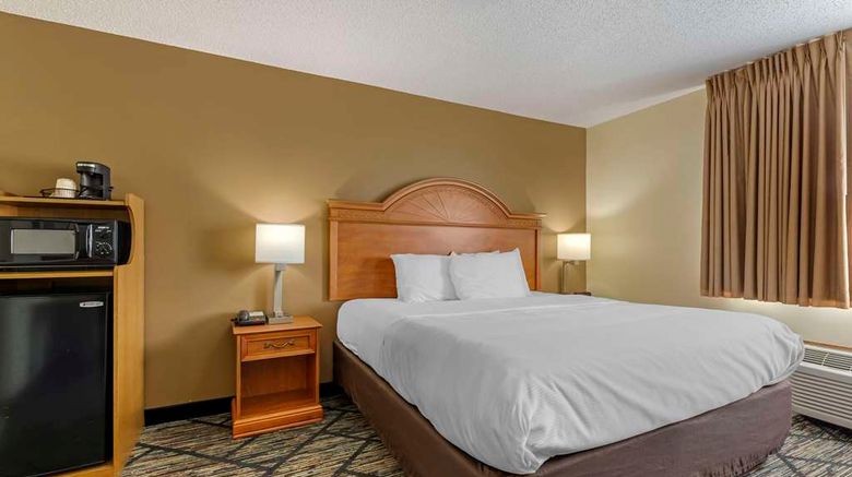 <b>Quality Inn, Indianola Suite</b>. Images powered by <a href="https://iceportal.shijigroup.com/" title="IcePortal" target="_blank">IcePortal</a>.