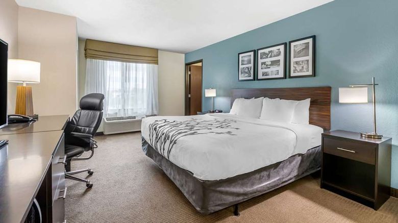 <b>Sleep Inn & Suites Ames Suite</b>. Images powered by <a href="https://iceportal.shijigroup.com/" title="IcePortal" target="_blank">IcePortal</a>.