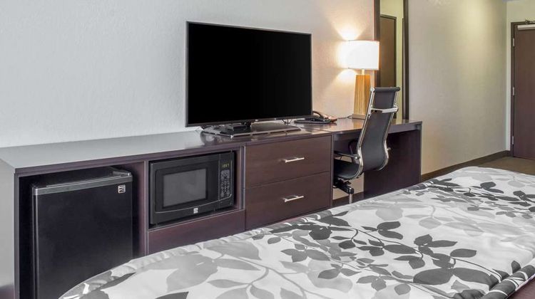 Sleep Inn & Suites Fort Dodge Suite