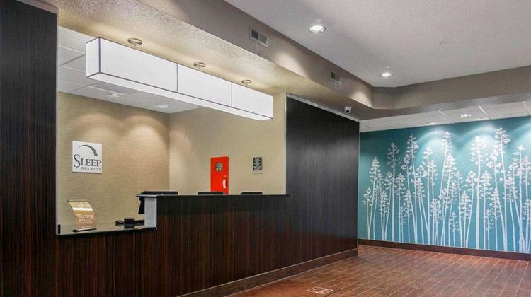 Sleep Inn & Suites Fort Dodge Lobby