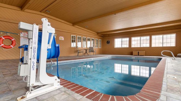 Quality Inn Osceola Pool