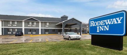 Rodeway Inn Red Oak Exterior