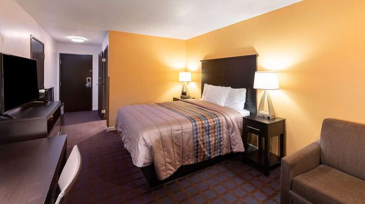 Rodeway Inn Red Oak Room