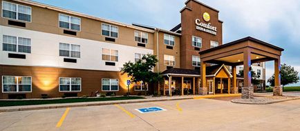 Comfort Inn & Suites Exterior