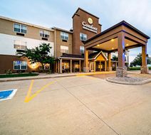 Comfort Inn & Suites Exterior