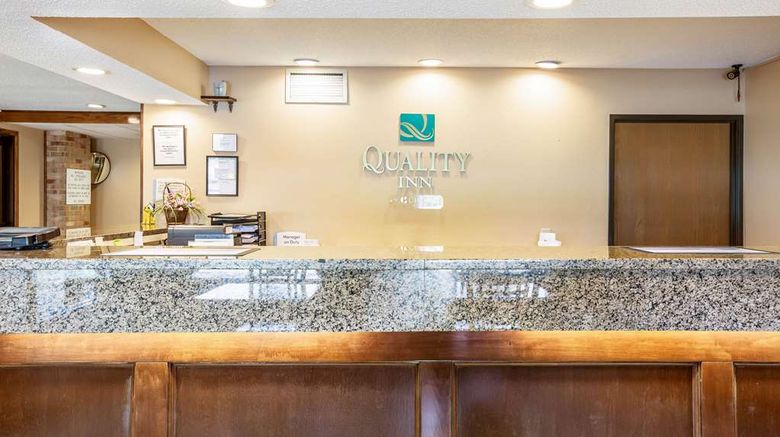 <b>Quality Inn Storm Lake Lobby</b>. Images powered by <a href="https://iceportal.shijigroup.com/" title="IcePortal" target="_blank">IcePortal</a>.