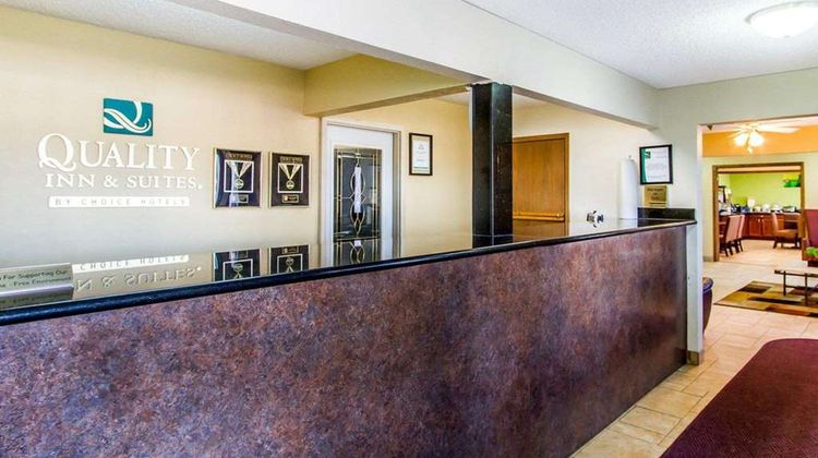Quality Inn & Suites Lobby
