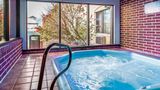 <b>Quality Inn & Suites Pool</b>. Images powered by <a href="https://iceportal.shijigroup.com/" title="IcePortal" target="_blank">IcePortal</a>.