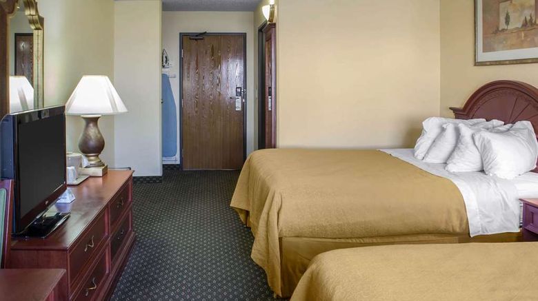 <b>Quality Inn and Suites Sioux City Southeast Room</b>. Images powered by <a href="https://iceportal.shijigroup.com/" title="IcePortal" target="_blank">IcePortal</a>.
