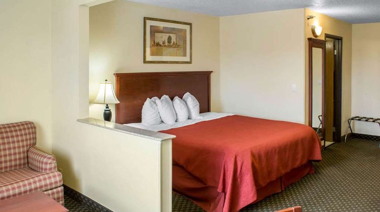 Quality Inn and Suites Sioux City Southeast Room