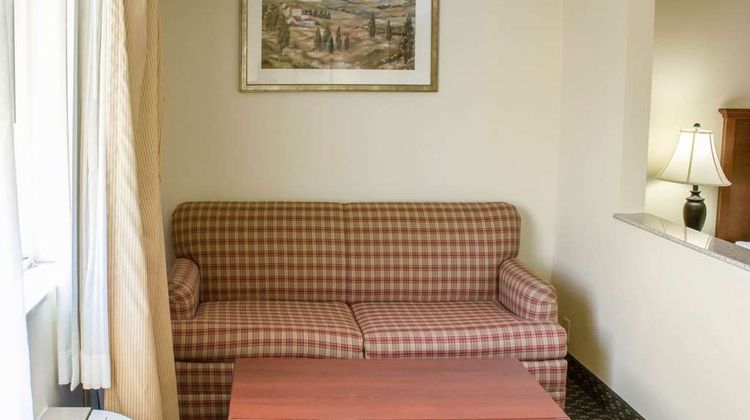 Quality Inn and Suites Sioux City Southeast Room