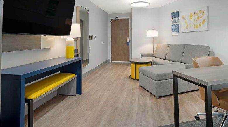 <b>Comfort Suites Idaho Falls Room</b>. Images powered by <a href="https://iceportal.shijigroup.com/" title="IcePortal" target="_blank">IcePortal</a>.