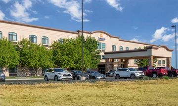 Comfort Inn & Suites