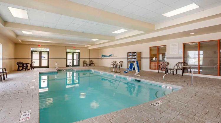Comfort Inn & Suites Pool