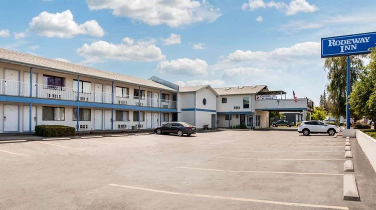 Rodeway Inn Silver Lake Motel Exterior