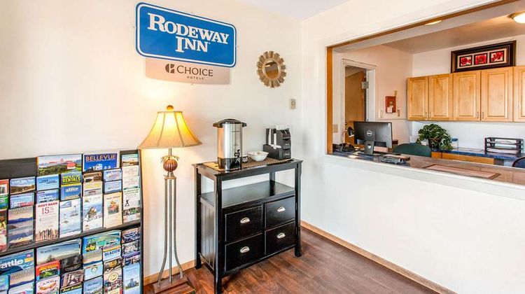 Rodeway Inn Silver Lake Motel Lobby