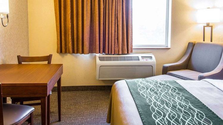 Quality Inn Room