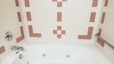 <b>Quality Inn Room</b>. Images powered by <a href="https://iceportal.shijigroup.com/" title="IcePortal" target="_blank">IcePortal</a>.