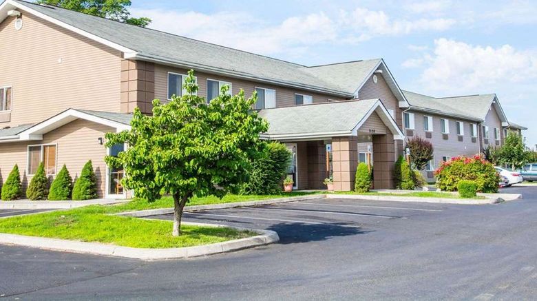 <b>Quality Inn Exterior</b>. Images powered by <a href="https://iceportal.shijigroup.com/" title="IcePortal" target="_blank">IcePortal</a>.