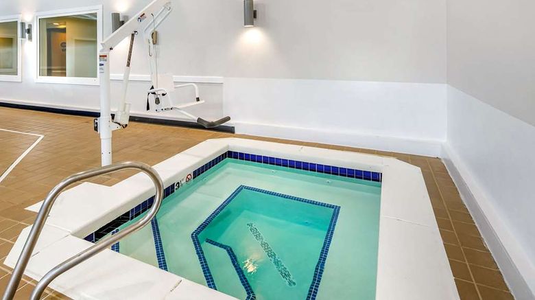 <b>Sleep Inn Pool</b>. Images powered by <a href="https://iceportal.shijigroup.com/" title="IcePortal" target="_blank">IcePortal</a>.