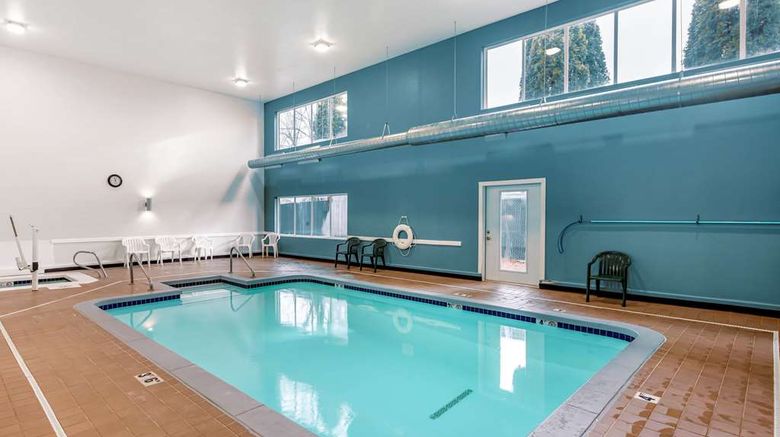 <b>Sleep Inn Pool</b>. Images powered by <a href="https://iceportal.shijigroup.com/" title="IcePortal" target="_blank">IcePortal</a>.