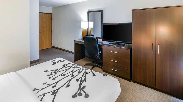 <b>Sleep Inn Room</b>. Images powered by <a href="https://iceportal.shijigroup.com/" title="IcePortal" target="_blank">IcePortal</a>.