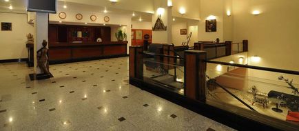 Quality Inn Regency Lobby