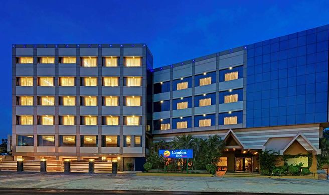 Comfort Inn Sunset Exterior