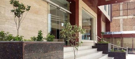 Clarion Inn Sevilla Exterior